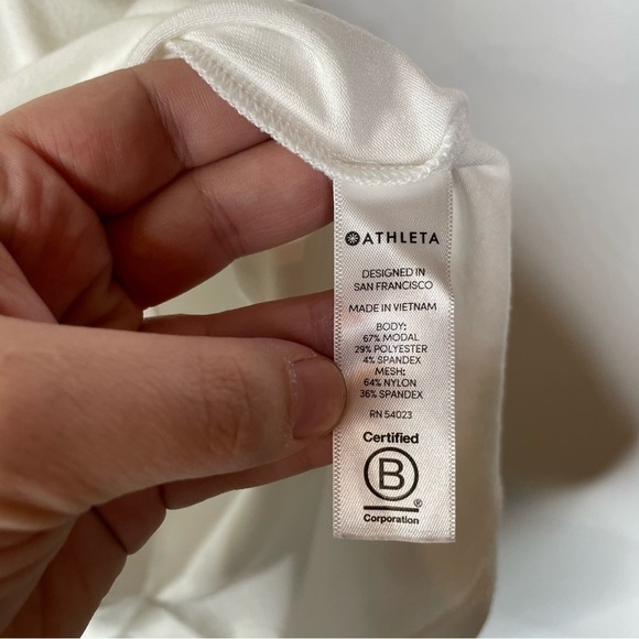 Athleta Cloudlight Hybrid Tank White Size Small - Picture 5 of 6